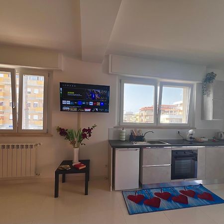 Roma Airport Sky Apartments Fiumicino Luaran gambar