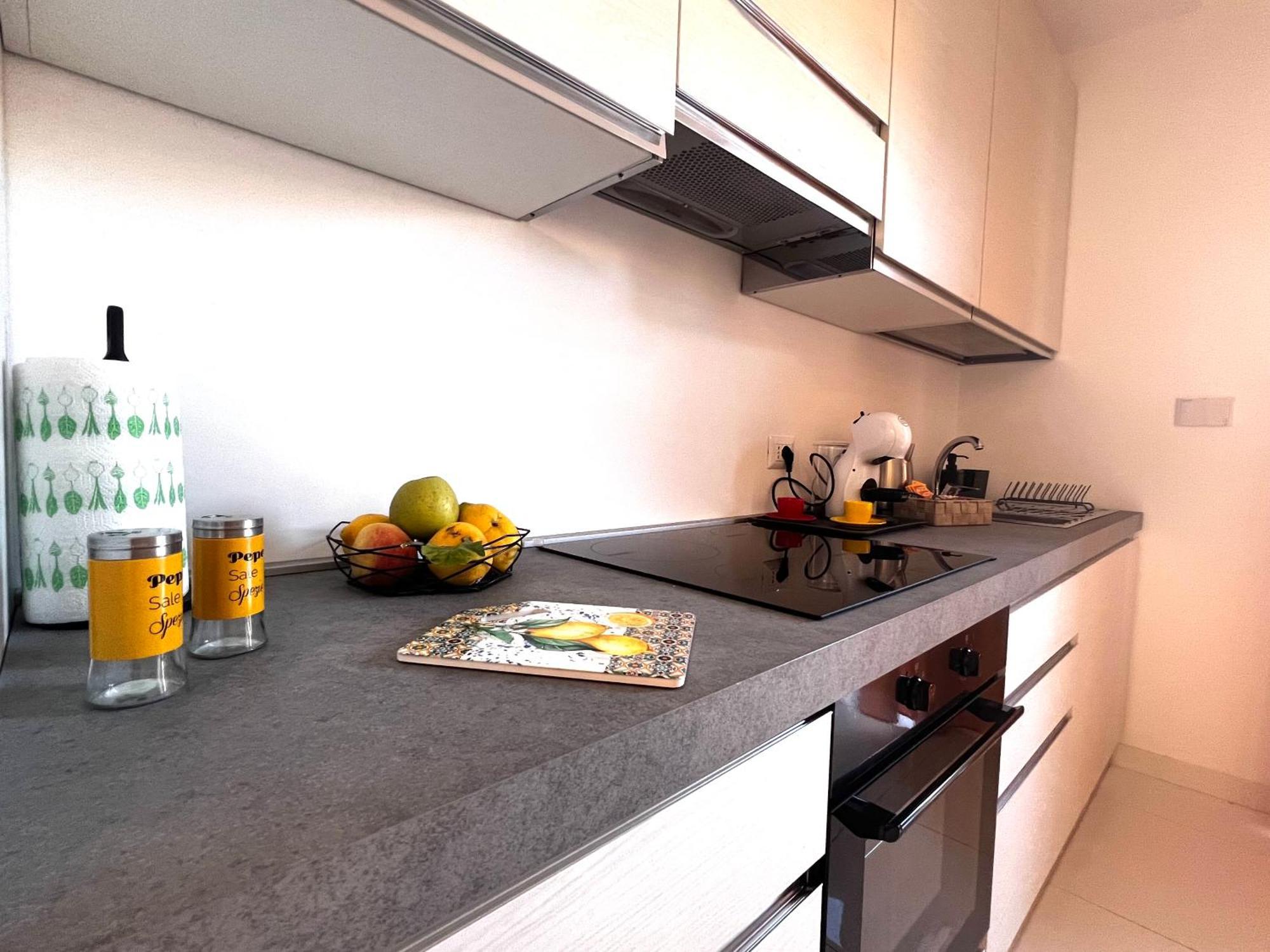 Roma Airport Sky Apartments Fiumicino Luaran gambar