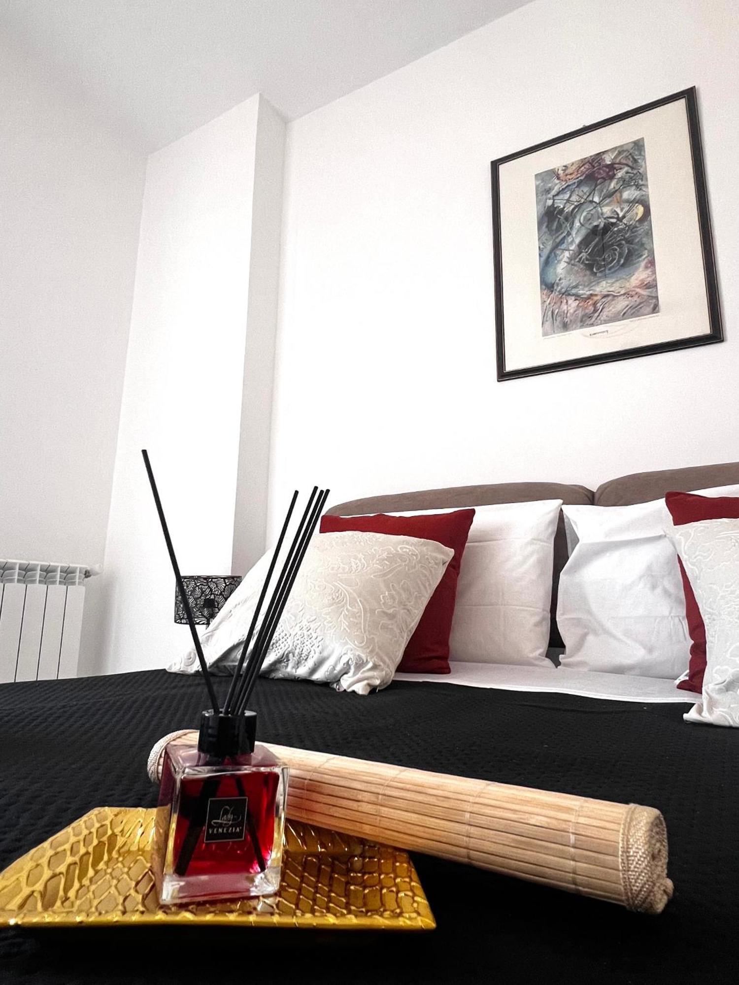 Roma Airport Sky Apartments Fiumicino Luaran gambar